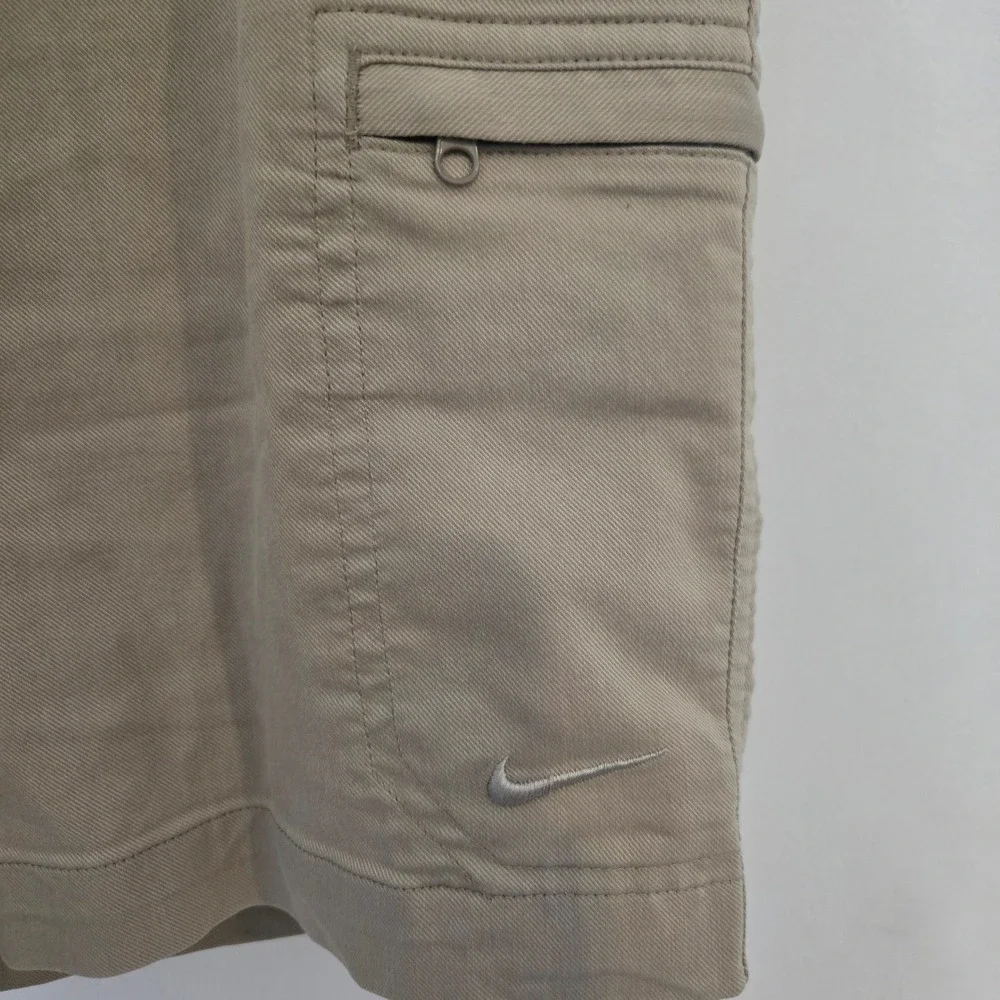 Nike Golf Dri-FIT‎ Cargo Shorts Khaki Men's Size 36 Performance Golf Casual